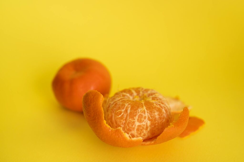 Incorporate ⁣Citrus​ Peels for Freshness and Maintenance